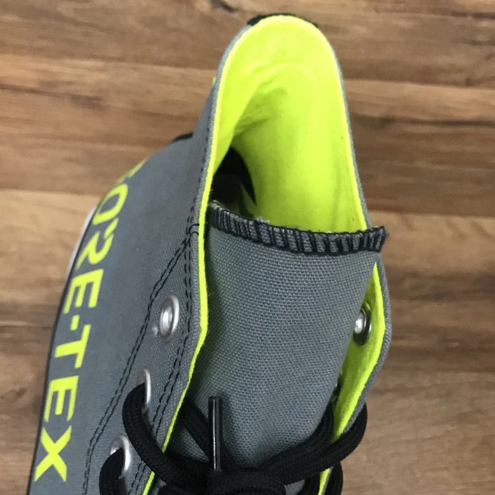 CONVERSE HIGH TOP BRAND NEW - Picture 9 of 15